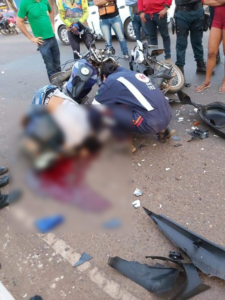 Ladrão rouba moto, foge pela contramão e morre após colidir com outra moto