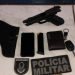 PM prende suspeito de violência doméstica e apreende arma de fogo