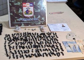 Polícia prende homem com 160 papelotes de drogas