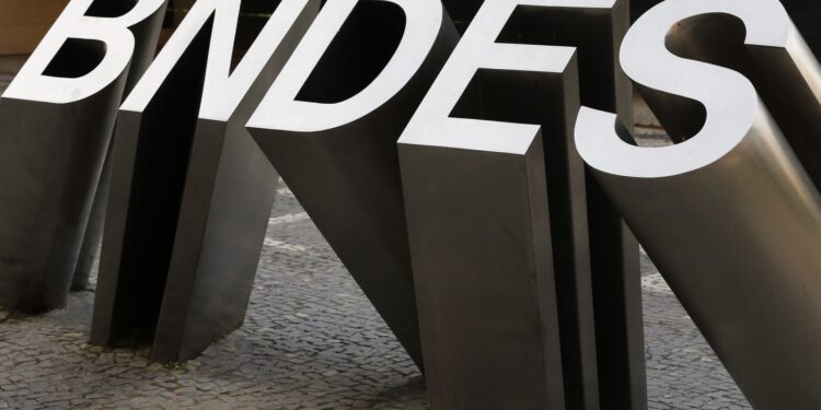 BNDES tem lucro líquido recorde de R$ 34,1 bilhões em 2021