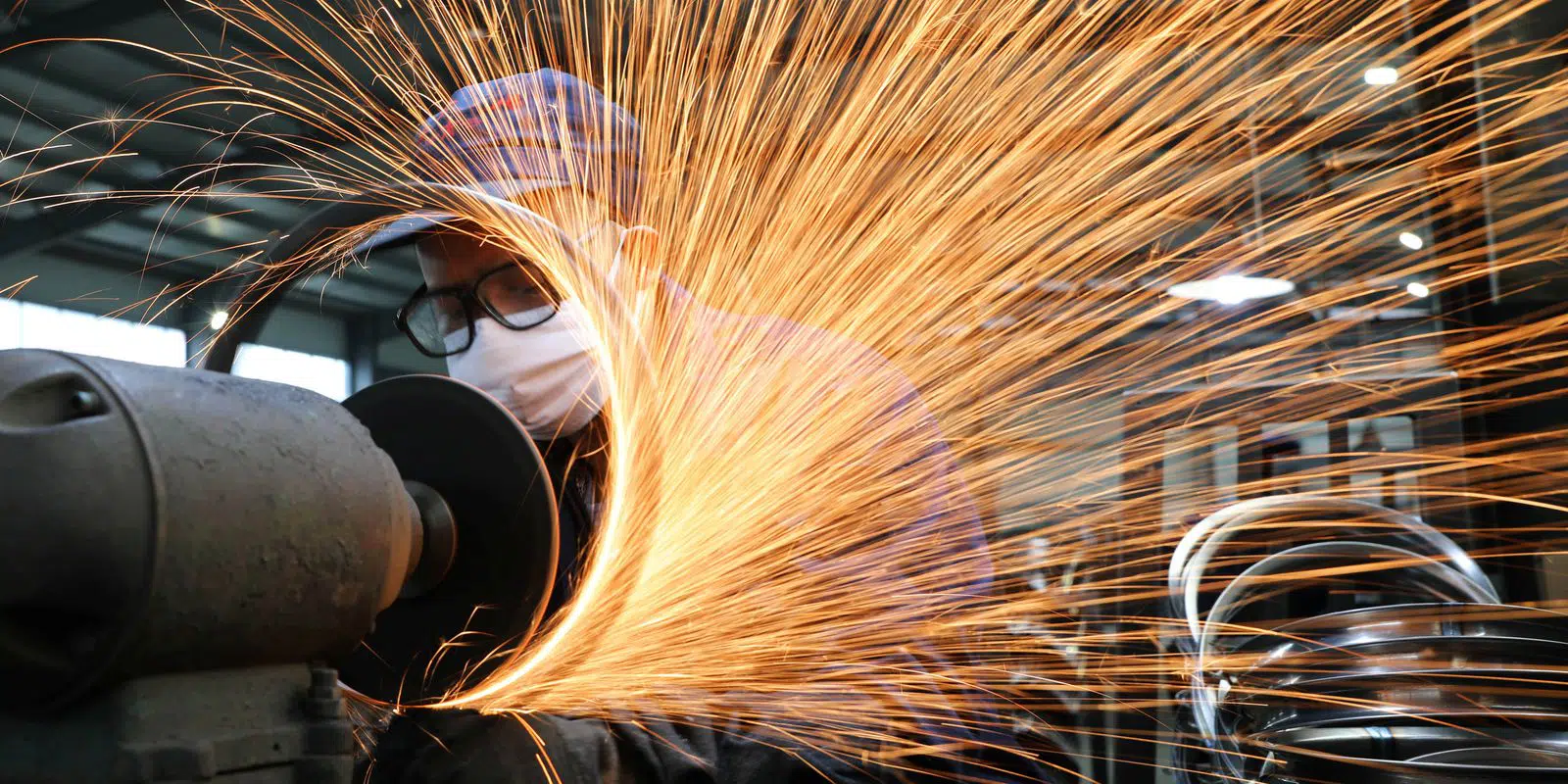 Produção industrial cresce em 11 dos 15 locais pesquisados pelo IBGE