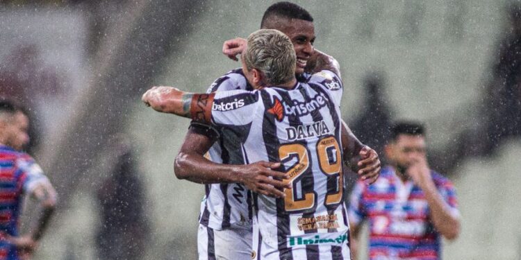 Ceará vence Fortaleza, sai do Z-4 e afunda rival na lanterna