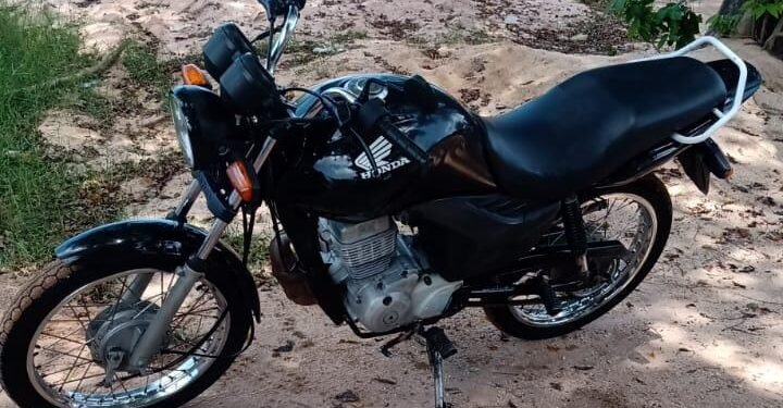 Vítima de roubo procura informações sobre motocicleta roubada em Santarém Vítima de roubo procura informações sobre motocicleta roubada em Santarém