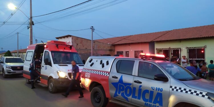 Jovem de 15 anos é executado na frente de familiares