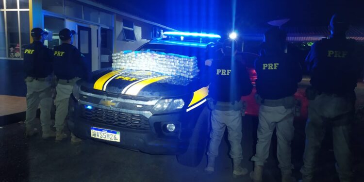 PRF apreende mais de 50 kg de maconha em Pacajá, no PA