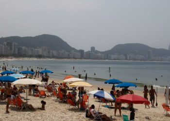 Lojistas do Rio de Janeiro projetam alta de 2,5% nas vendas de verão