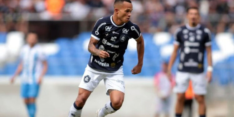 Vídeo: Uchoa chega a marca centenária no Clube do Remo