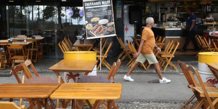 Bares e restaurantes esperam faturamento maior no Dia da Mães