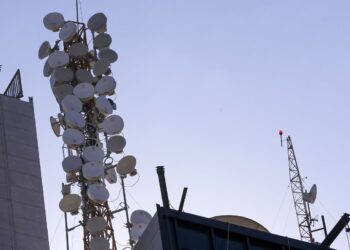 Concorrência entre telefônicas diminui em 25 anos de privatização