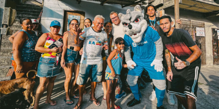 Paysandu entrega doações às vítimas de incêndio em Belém