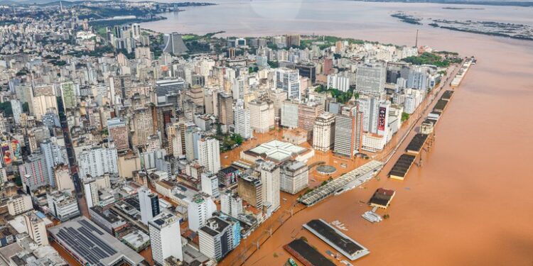 Governo do Pará envia novo grupo de Bombeiros para ajudar no resgate às vítimas do Rio Grande do Sul