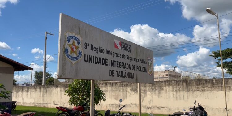 Tailândia: homem empresta celular para mulher fazer ligação e ela foge com o aparelho