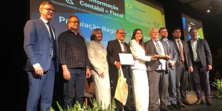 Itaituba Recebe Certificação de Competência Pública do Governo Federal Itaituba Recebe Certificação de Competência Pública do Governo Federal