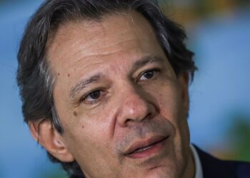 Haddad diz que ata do Copom reforça pausa, não fim do corte de juros