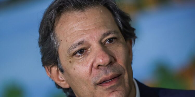 Esforço do segundo semestre permitirá cumprir meta fiscal, diz Haddad