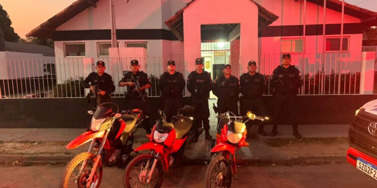 PM prende suspeitos de assaltos e recupera três veículos em Tailândia PM prende suspeitos de assaltos e recupera três veículos em Tailândia