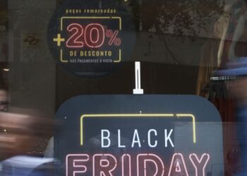 Black Friday: maioria dos consumidores deve gastar de R$ 201 a R$ 500