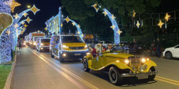 Papai Noel dos Correios: carreata de Luz chega a Belém