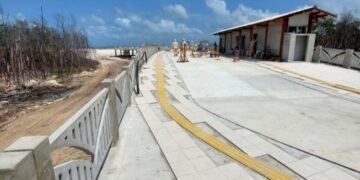 Salinas: passarela da praia do Maçarico está 95% concluída