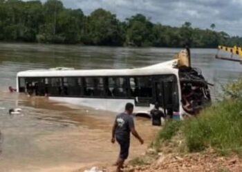 Corpo de Criança Desaparecida Após Queda de Ônibus em Balsa é Encontrado