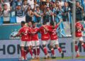 Inter vence o Grêmio e abre vantagem na final do Gaúcho