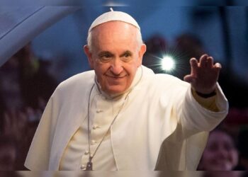Mundo dá adeus ao papa Francisco. Assista ao vivo