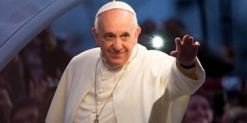 Mundo dá adeus ao papa Francisco. Assista ao vivo