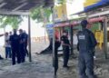 Corpo acorrentado aparece em praia de Outeiro