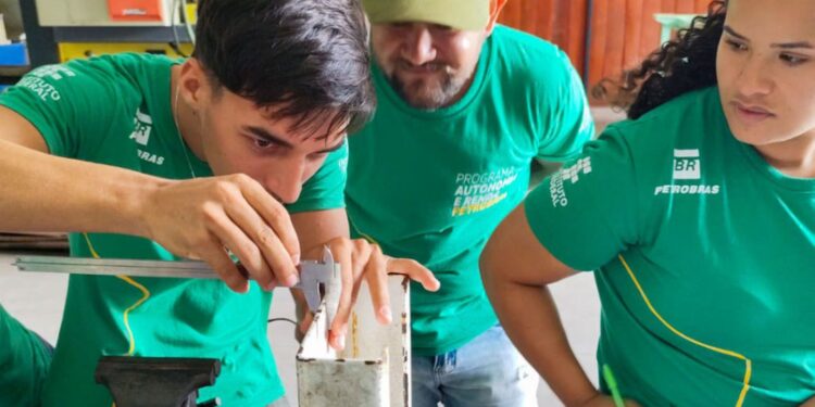 Em 12 anos, 66,5% dos jovens conseguiram deixar o Bolsa Família Em 12 anos, 66,5% dos jovens conseguiram deixar o Bolsa Família