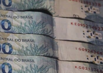 Caixa paga Bolsa Família a beneficiários com NIS de final 6 Caixa paga Bolsa Família a beneficiários com NIS de final 6