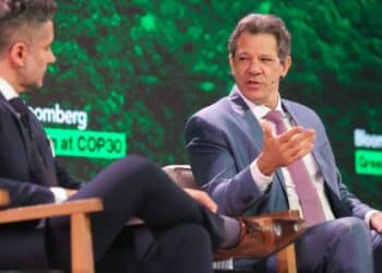 Haddad reafirma objetivo do governo de colocar ordem nas contas Haddad reafirma objetivo do governo de colocar ordem nas contas