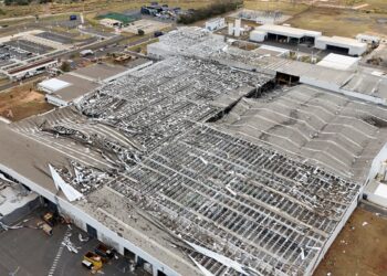 Toyota retoma produção de veículos no país após paralisação de 40 dias Toyota retoma produção de veículos no país após paralisação de 40 dias