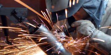 Setor produtivo critica cautela do BC e cobra início do corte de juros Setor produtivo critica cautela do BC e cobra início do corte de juros