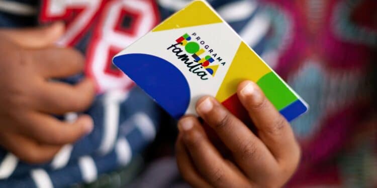 Caixa paga Bolsa Família a beneficiários com NIS de final 8 Caixa paga Bolsa Família a beneficiários com NIS de final 8