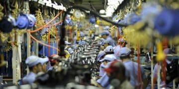 Atividade econômica brasileira contraiu 0,2% em outubro