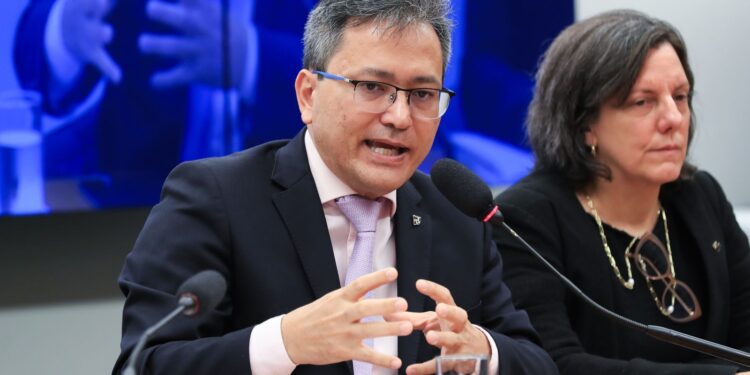 Projeto contra devedor contumaz separa joio do trigo, diz secretário Projeto contra devedor contumaz separa joio do trigo, diz secretário